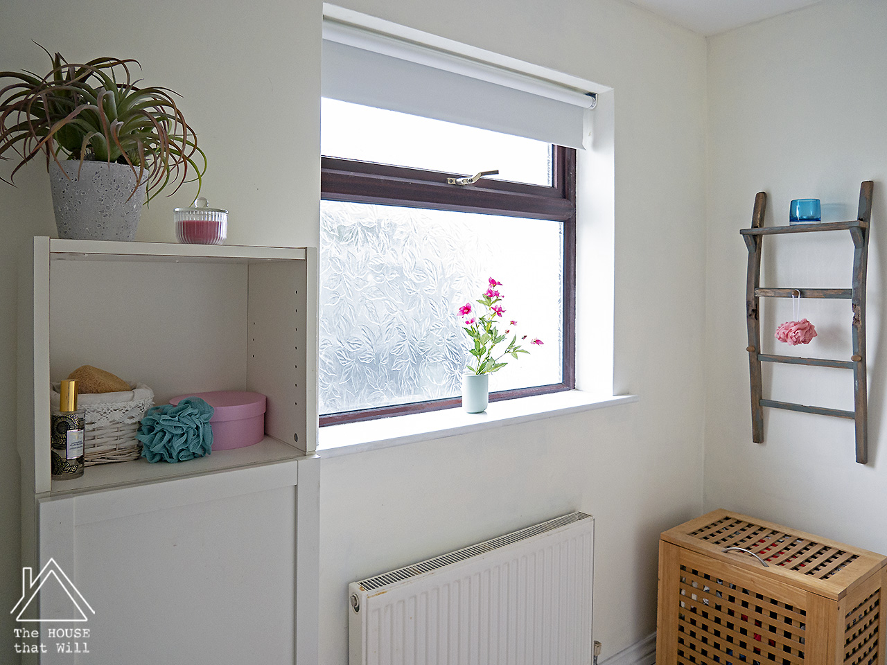 The House that Will | Budget Decor: €15 Ensuite Bathroom Makeover