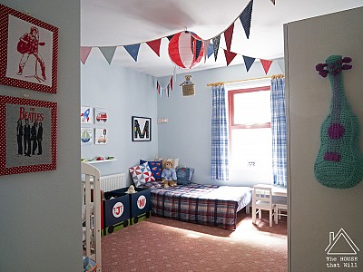 Budget Decor: €75 Boys' Bedroom